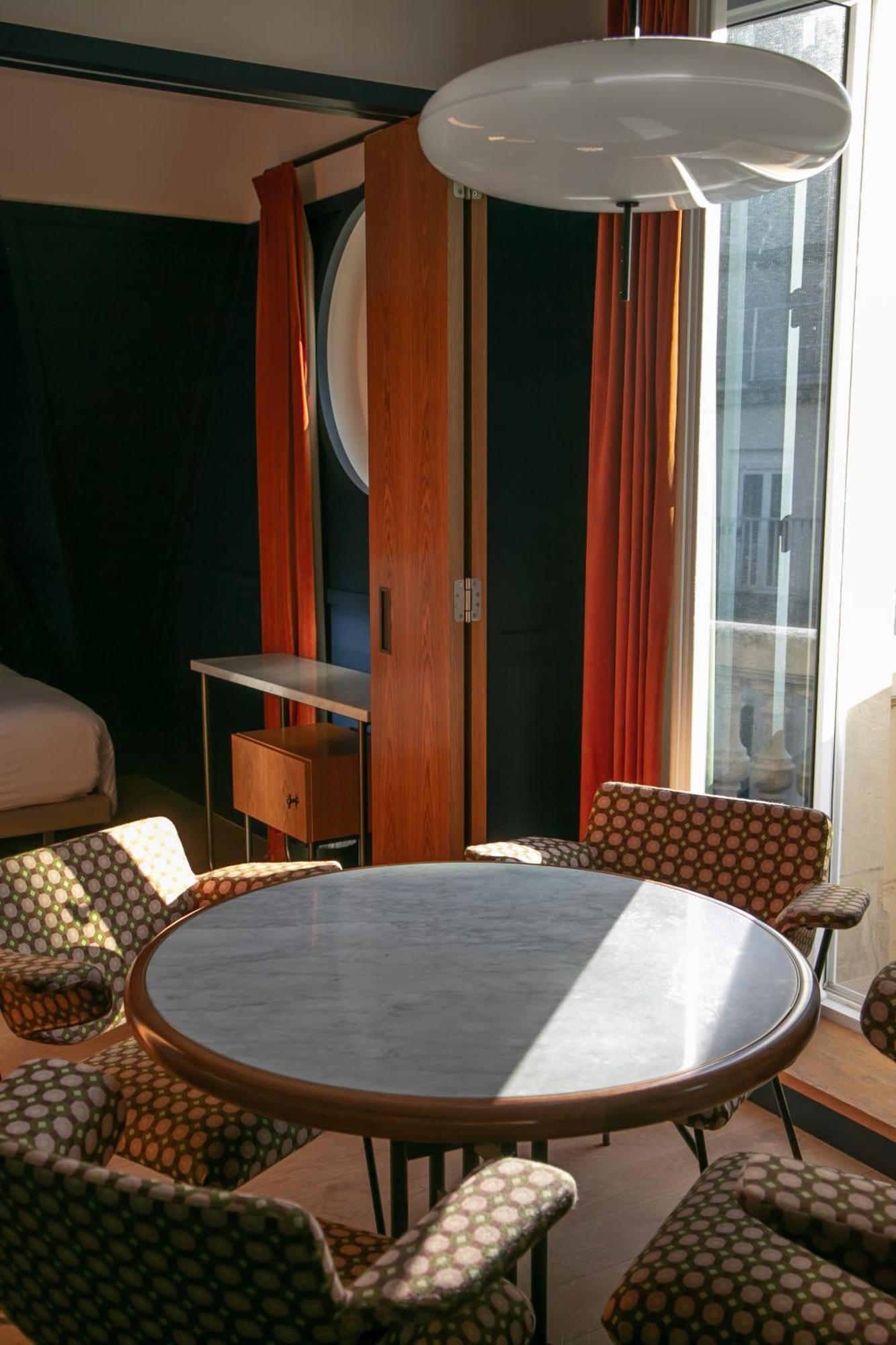 Hotel Le Ballu Parijs Buitenkant foto