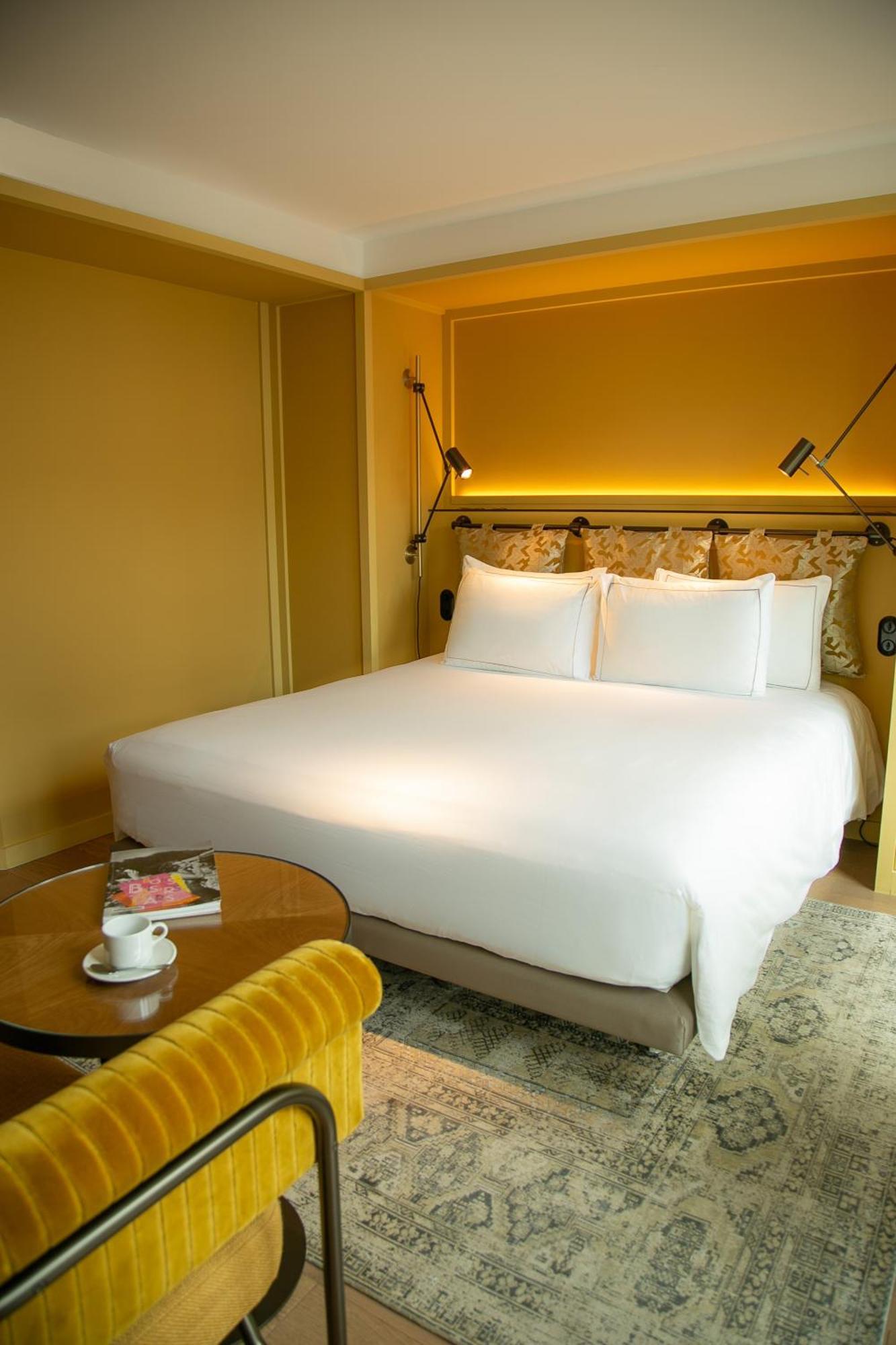 Hotel Le Ballu Parijs Buitenkant foto